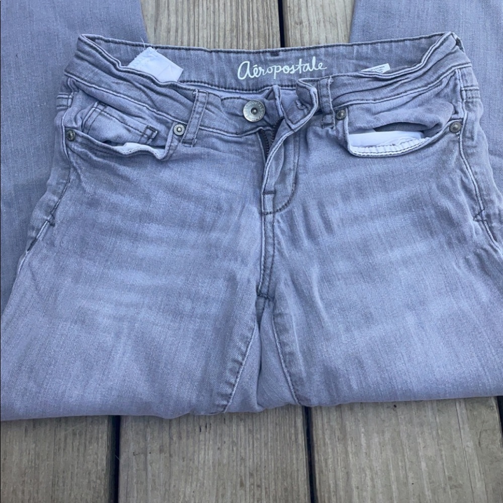Women’s Aeropostale Skinny Jeans in grey